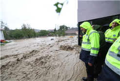 Başkan Alemdar Sapanca ve Geyve’deki afet bölgelerinden son durumu açıkladı