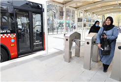 Metrobüs ücretli sistemin ilk gününde de ‘en çok tercih edilen’ oldu