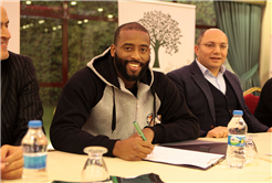 Tecrübeli Amerikalı Büyükşehir Baskette