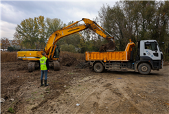 Sapanca Gölü kıyılarında ekosistemi koruyan temizlik çalışması sürüyor