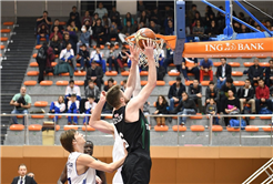 İstanbul’da galibiyet Büyükşehir Basket’in