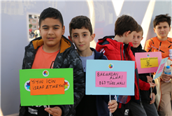 SGM öğrencileri yerli üretim satış merkezlerine hayran kaldı