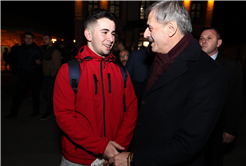 “Bayrama birlik ve sağlık içinde kavuşalım”