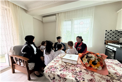 Karasulu SGM’li miniklerden gazilere anlamlı ziyaret
