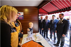 Sakarya’nın merkezine Sağlık Sokağı açıldı: Sağlığın her alanında danışmanlık ve tetkik yapıyorlar…