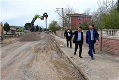 Söğütlü’nün 25 kilometrelik güçlü altyapı ağı ilmek ilmek işleniyor