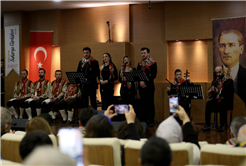 Müzikseverler Ziya Taşkent’te ‘türkülerle’ Sakarya’nın mazisine gitti