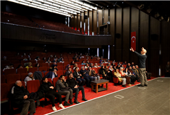 “Hz. Mevlâna’yı ve tasavvufu anlamak kalbi cilalamaktan geçer”