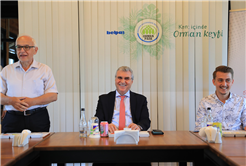 Başkan Yüce, Gençlik Meclisi öğrencileriyle bir araya geldi