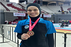 Büyükşehir Kick Boks sporcularından İzmir’de madalya yağmuru