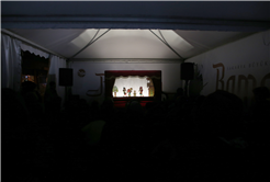 Ramazan Sokağı’na neşe katan gölge oyunu