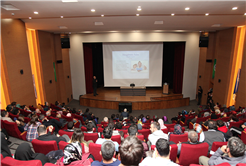 “Babalık insanı mükemmelleştirir”