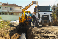 Akyazı Cumhuriyet Mahallesi’ne bin 300 metrelik güçlü altyapı dokunuşu