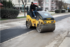 Erenler’de bozulan yollar asfaltlanıyor