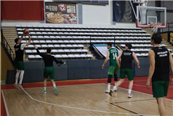 Büyükşehir Basket kritik virajda Akhisar’a gidiyor: “İnanıyoruz ve galibiyet bizim olacak”