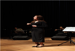 Büyükşehir’den kadınlara özel gece: “Unutulmayan Şarkılar” yoğun ilgi gördü