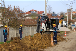 Bakırlı Mahallesi’nin 2 bin 500 metrelik içme suyu hattı yenileniyor