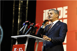 “Milletimiz uğruna can verilen vatanı darbecilere teslim etmedi, hiçbir zaman etmeyecek”