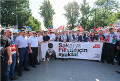 Yusuf Alemdar Filistin için sokağa dökülen binlerce Sakaryalıyla: "Filistin hepimizin davasıdır"
