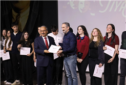 Genç tiyatrocuların sahne aldığı festivalde kazananlar belli oldu