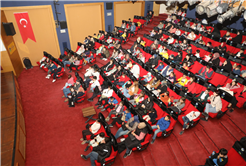 Karne heyecanı yaşayan minikler film gösteriminde buluştu