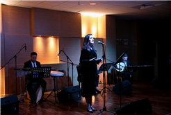 Ziya Taşkent’te Yaprak Sayar konseriyle müzik dolu gece