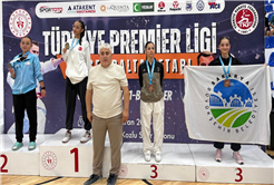 Büyükşehir sporcuları başarılarıyla göz dolduruyor