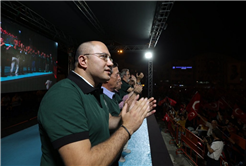 Büyükşehir Basket Darbeye Karşı Tek Yürek