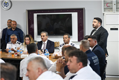 Başkan Alemdar gün aydınlanırken şoförlerle buluştu: “Hiçbir vatandaşımızı yolda bırakmadınız”