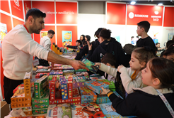 Sakarya Çocuk Edebiyatı Fuarı’na akın ediyor: 2 günde rekor katılım