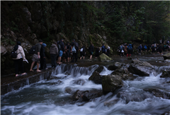 Kuzeyin tabiat harikaları arasında unutulmaz bir sonbahar yürüyüşü