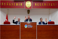Yusuf Alemdar başkanlığında ilk meclis: “Sakarya’nın kalkınması, milletimizin refahı için yorulmadan çalışacağız”