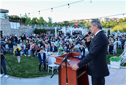 “Her renk ve kültürün zenginlik kattığı Sakarya’da birlikteliği güçlendireceğiz”