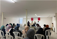 Büyükşehir’den Akyazı’da kadınlara rehberlik eden buluşma 