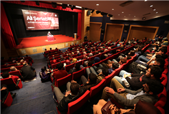 Zindanlardan Kurtulabildiğimiz Ölçüde İnsanız