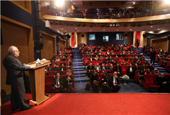 İhsan Süreyya Sırma Ümmetin Kalemidir