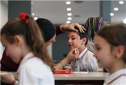 Sakarya’nın minikleri ‘bağımlılık’ tehlikesini oyunlar eşliğinde öğrendi