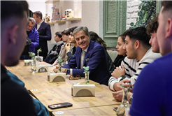 “Gençlerimizin her alanda kendilerini geliştireceği projeleri hayata geçireceğiz”