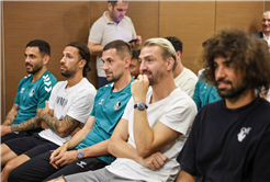 Yusuf Alemdar’dan Bolu kampında önemli mesajlar: “Sakaryaspor bir ruh işidir, sevdadır ve her sorun kenetlenmeyle aşılır”