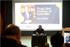 “Gerçek özgürlük, farkında olmadan kabullendiğimiz kalıpları sorgulamakla başlar”