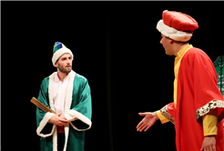 Genç tiyatrocuların sahnesi büyük beğeni topladı