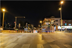 Büyükşehir’den şehrin kalbinde sürdürdüğü çalışmalara gece mesaisi