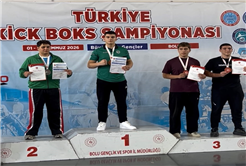 Kick boksta Büyükşehir rüzgârı: 3 Türkiye şampiyonluğu