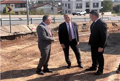 Ekipler üç koldan, mesai mefhumu gözetmeksizin çalışıyor