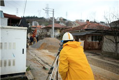 32 Evler’de dönüşüm altyapıyla başladı