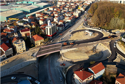 Sakarya Köprülü Kavşağı çift yönlü olarak trafiğe açılıyor