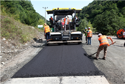 Sapanca Mahmudiye’de asfalt çalışması başladı