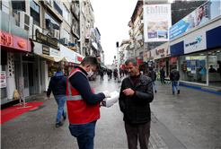 Büyükşehir 100 bin maskeyi ücretsiz dağıtıyor 