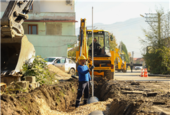 Akyazı Cumhuriyet Mahallesi’ne bin 300 metrelik güçlü altyapı dokunuşu