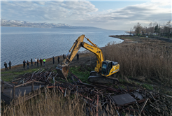 Sapanca Gölü kıyılarındaki kaçak yapılar kaldırılıyor